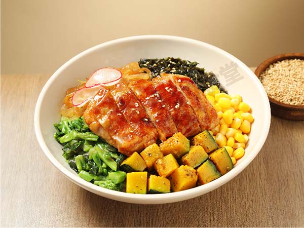名古屋香煎雞扒拌飯.jpg