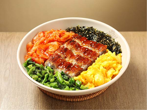 現(xiàn)炙蒲燒鰻魚拌飯.jpg