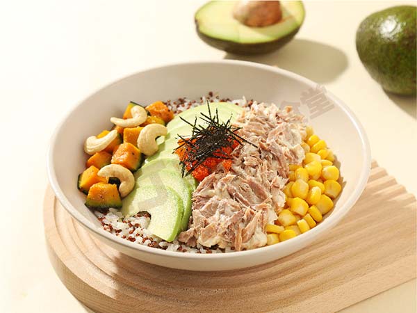金槍魚牛油果拌飯.jpg