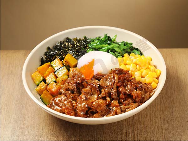 69045a8ec7c30.jpg 炙烤肥牛溫泉蛋拌飯.jpg